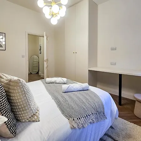 Apartment 1, East Parade, Harrogate,