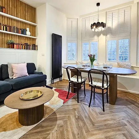 1, East Parade, Harrogate, * Harrogate