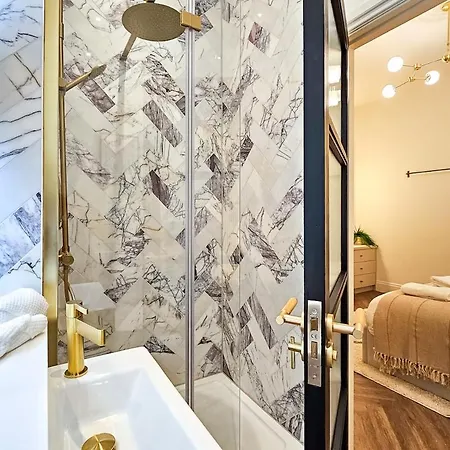 1, East Parade, Harrogate, 아파트