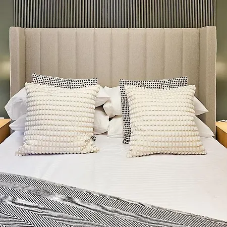 1, East Parade, Harrogate, * 해러게이트